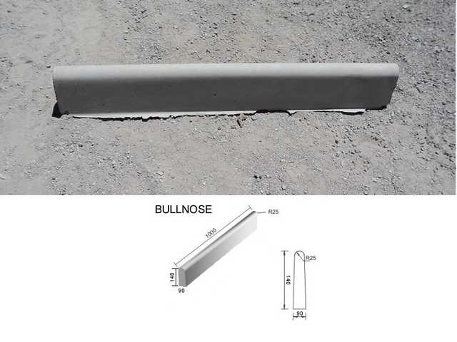 Bullnose concrete kerbstone