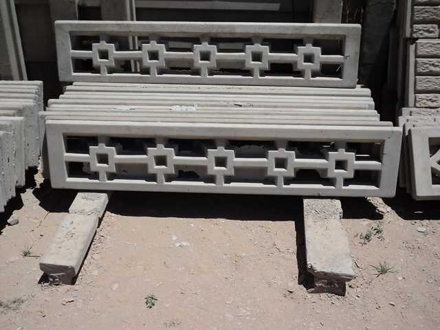Short honeycomb concrete panel