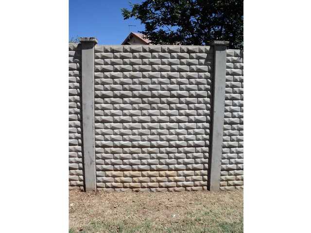 Pyramid Brick precast concrete wall panel.